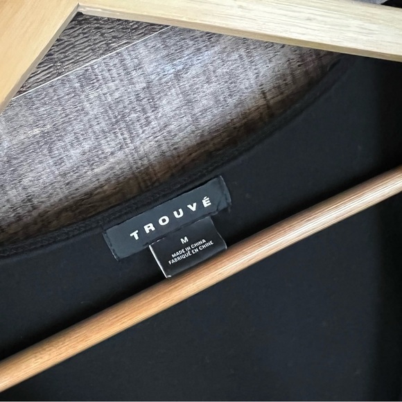 Trouve Black Cold Shoulder V-Neck Ruched Body Suit M Minimalist Balletcore - Picture 3 of 4